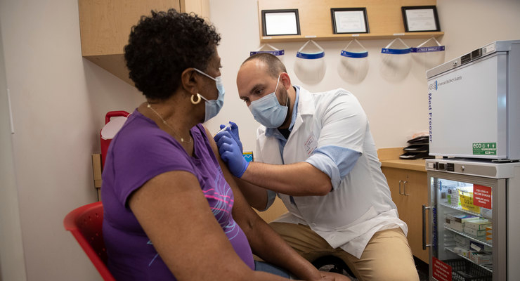 Flu Shots Now Available At Pasadena CVS Pharmacies Pasadena Weekendr - Cvs Pharmacy Schedule Flu Vaccine